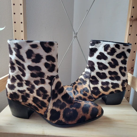 Giuseppe Zanotti Leopard Print Calf Hair Boots 42/9 Giuseppe Zanotti Brown/Black Leopard Print Calfhair Lace Up  main image 2